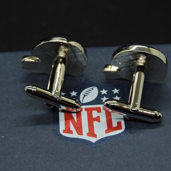 Dallas Cowboys Retro Helmet Silver Tone Cuff Links - Picture 6 of 7